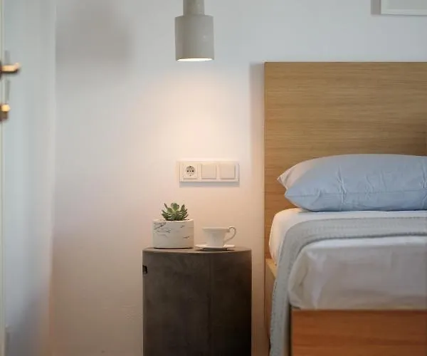 Vorta Naxos Aparthotel 4*